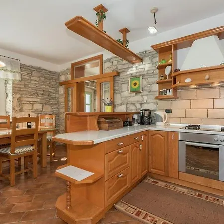 Holidayhome With 2 Separate Flats And Private Pool Vikendica