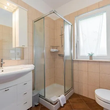 Holidayhome With 2 Separate Flats And Private Pool * Trget